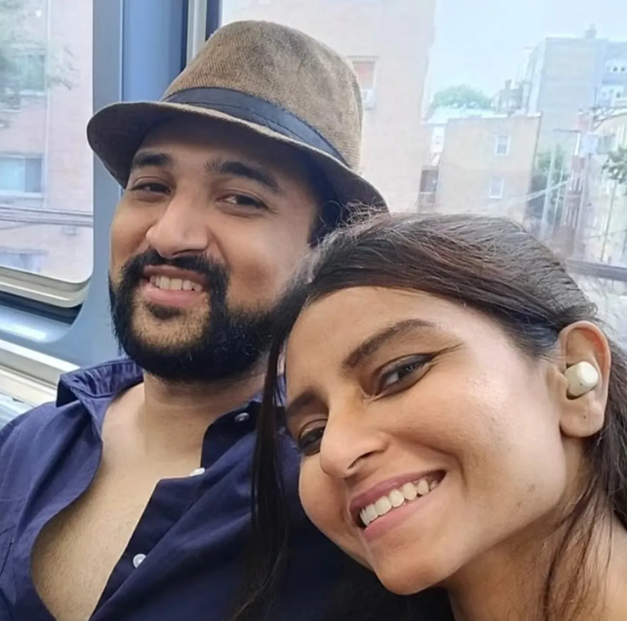 Üniversitede köri krizi! Görevden alınan Hintli çifte rekor tazminat ödenecek