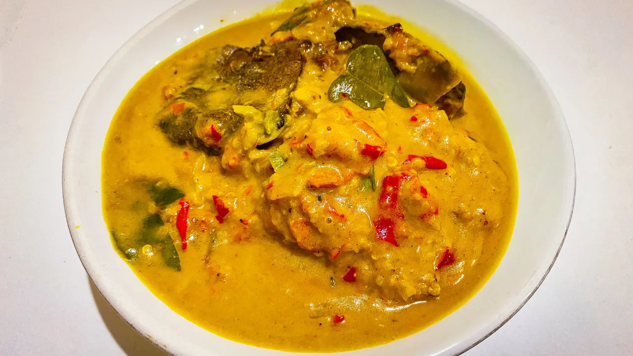 Üniversitede köri krizi! Görevden alınan Hintli çifte rekor tazminat ödenecek