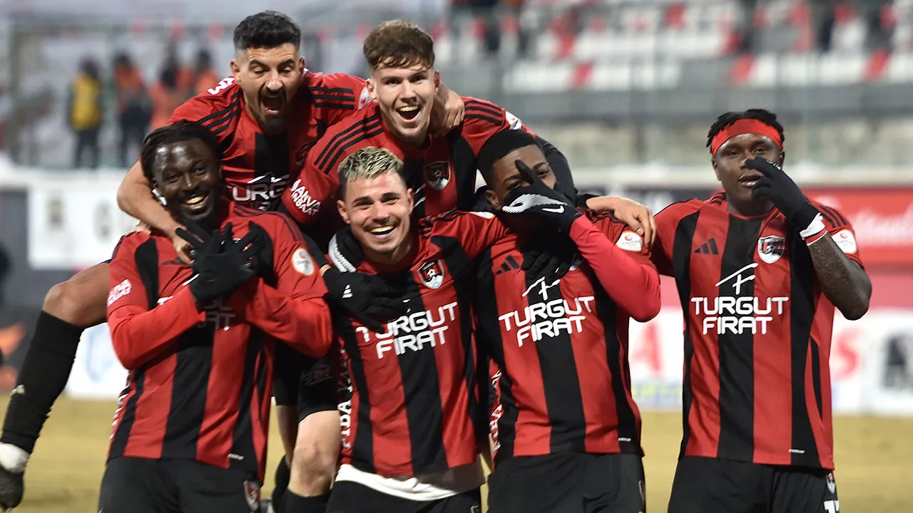 Vanspor, Iğdır'ı 3 golle geçti