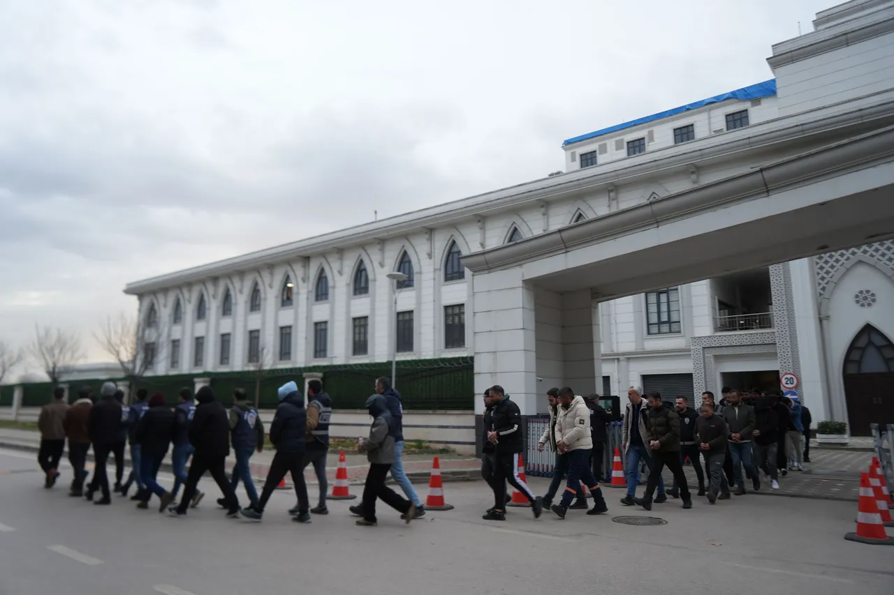 Yapay zekayla kadın profili açıp vurgun yapmışlar! Dikkat çeken ‘483 milyon’ detayı