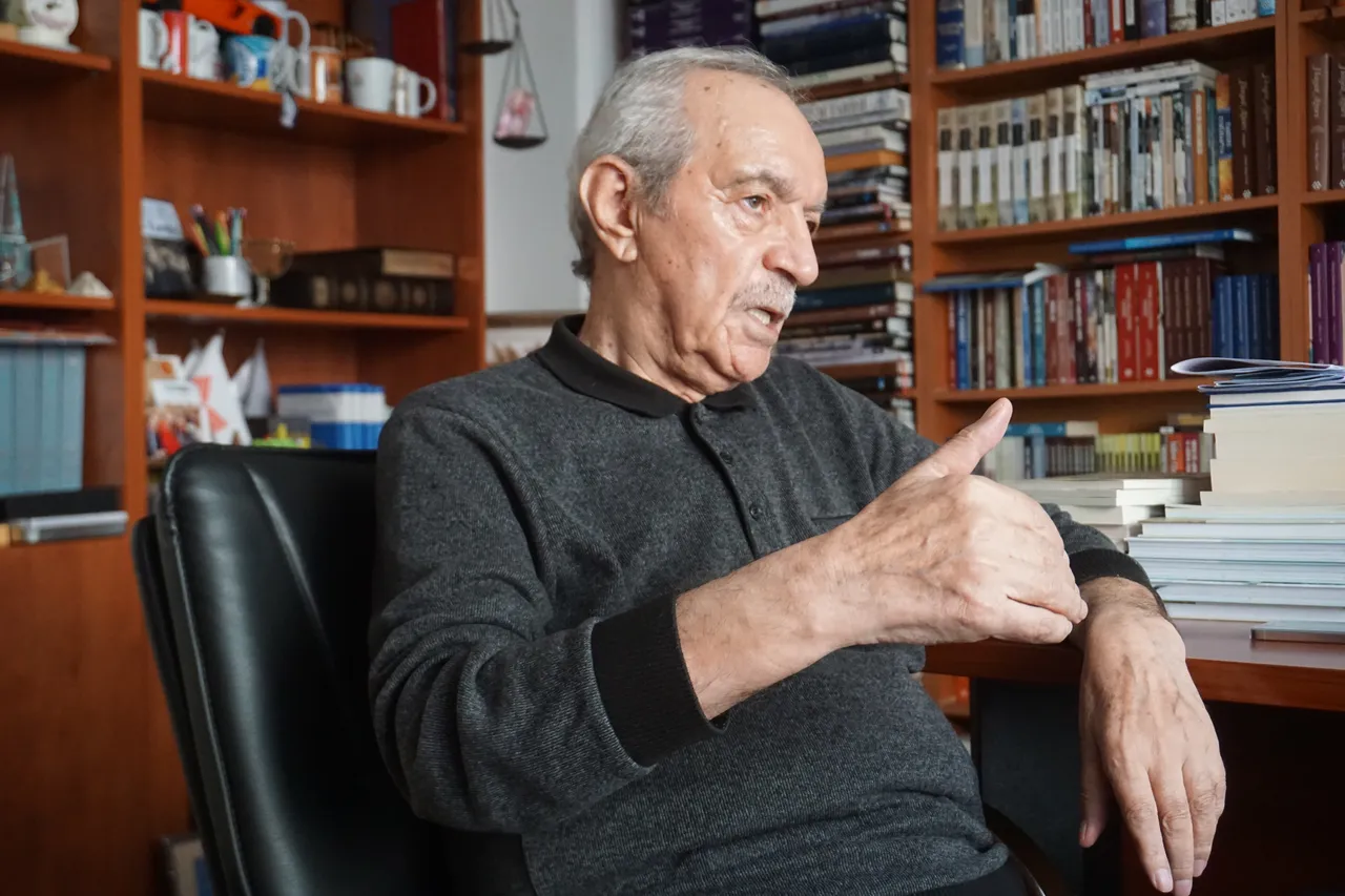 Dr. Seyit Ali Kahraman: Seyahatname tarihin kamera arkası