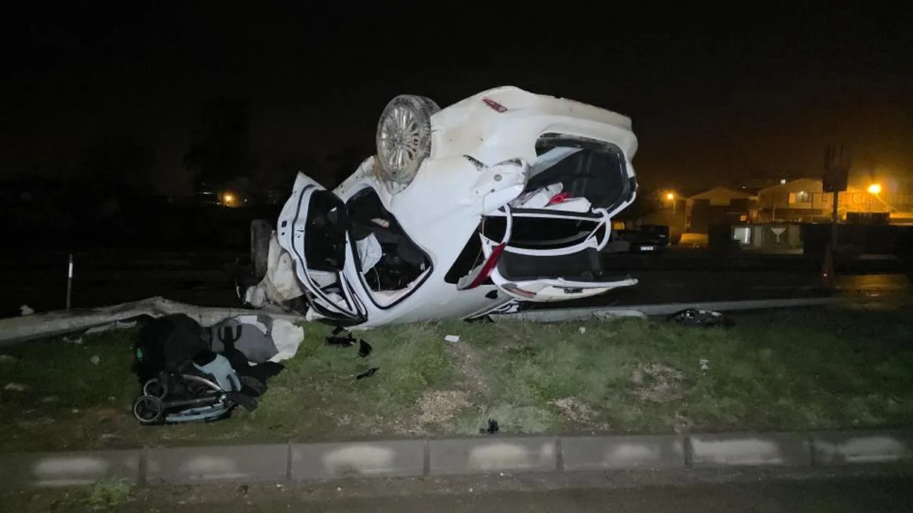 Hatay'da feci kaza! Takla atan arabana bir aileyi parçaladı