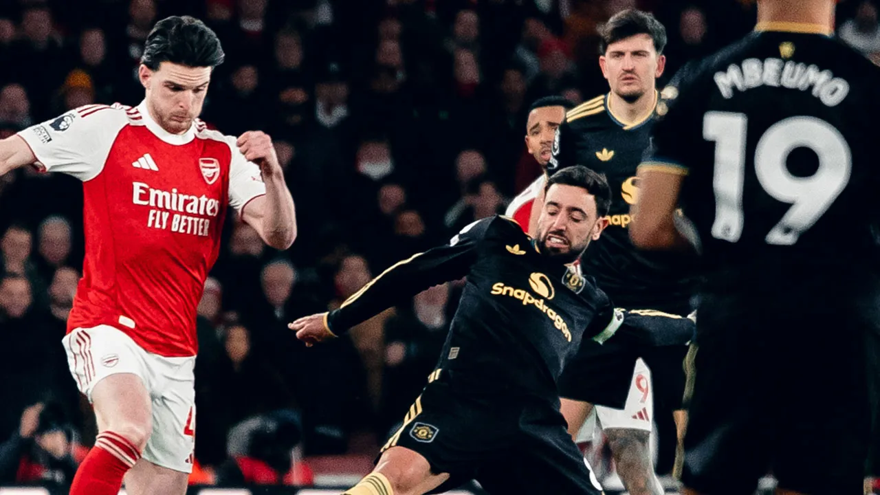 Manchester United, 5 gollü düelloda Arsenal'i devirdi: Zirve karıştı