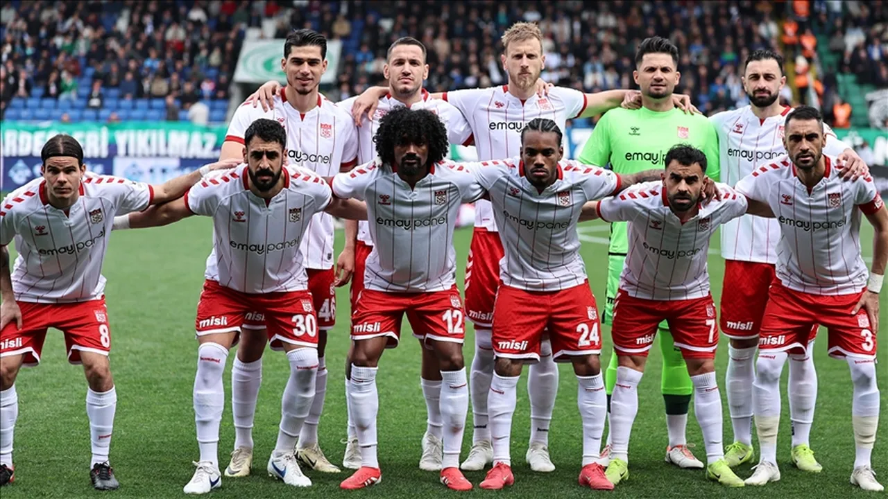Sivasspor Amedspor maçı hangi kanalda, nerede izlenir, saat kaçta? Şifresiz canlı yayın bilgileri