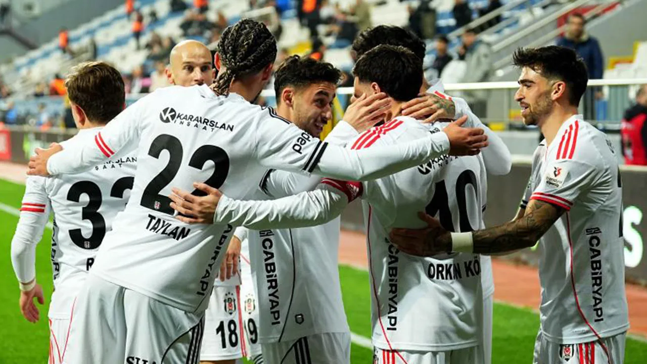 Beşiktaşlı yıldızdan olay tepki: Korkarsan zorlanırsın!