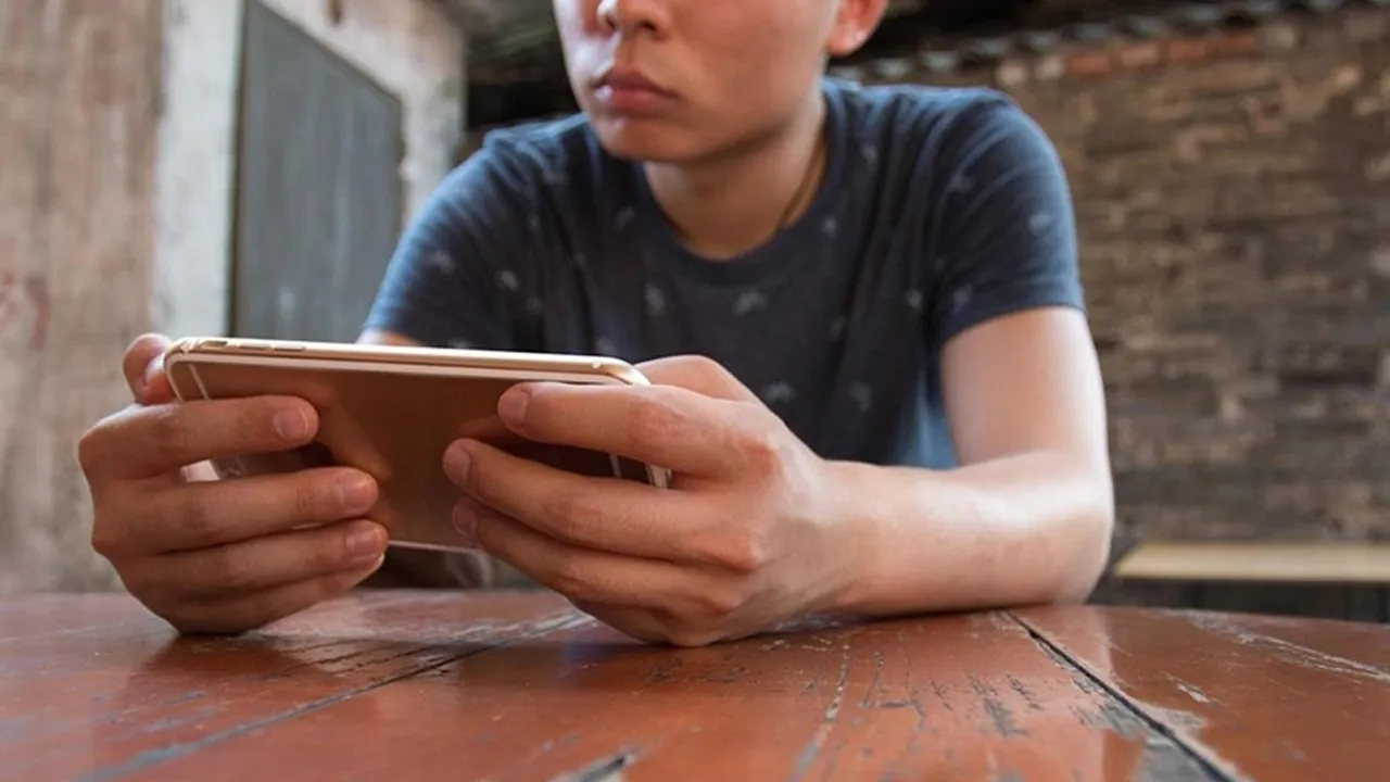 Bir ülke daha harekete geçti! Çocukların sosyal medya kullanımına düzenleme geliyor