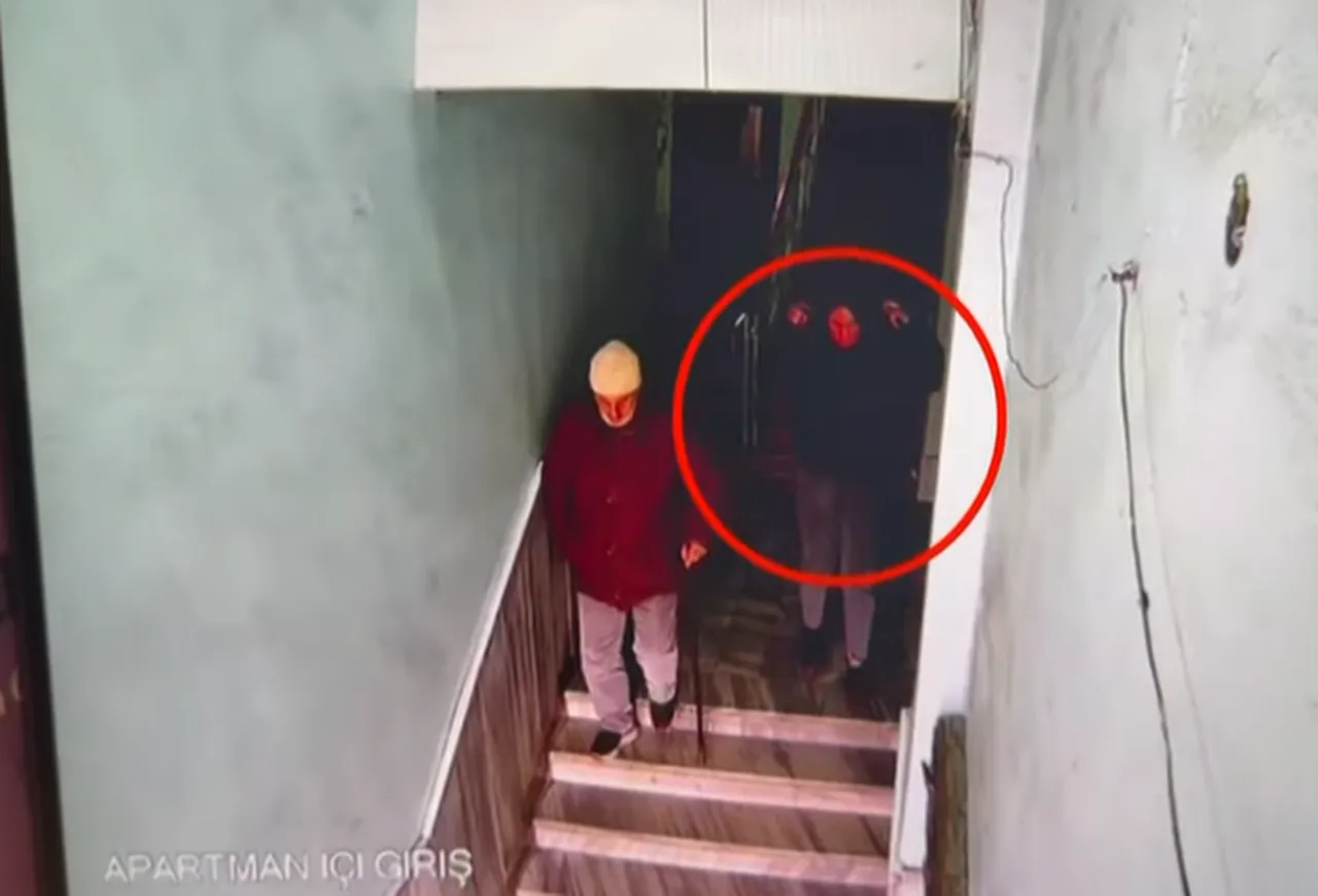 Cesedi çöpte bulunan kadının son görüntüleri! Cani ifadesinde anlattı: Başını banyoda kesip salonda parçaladık