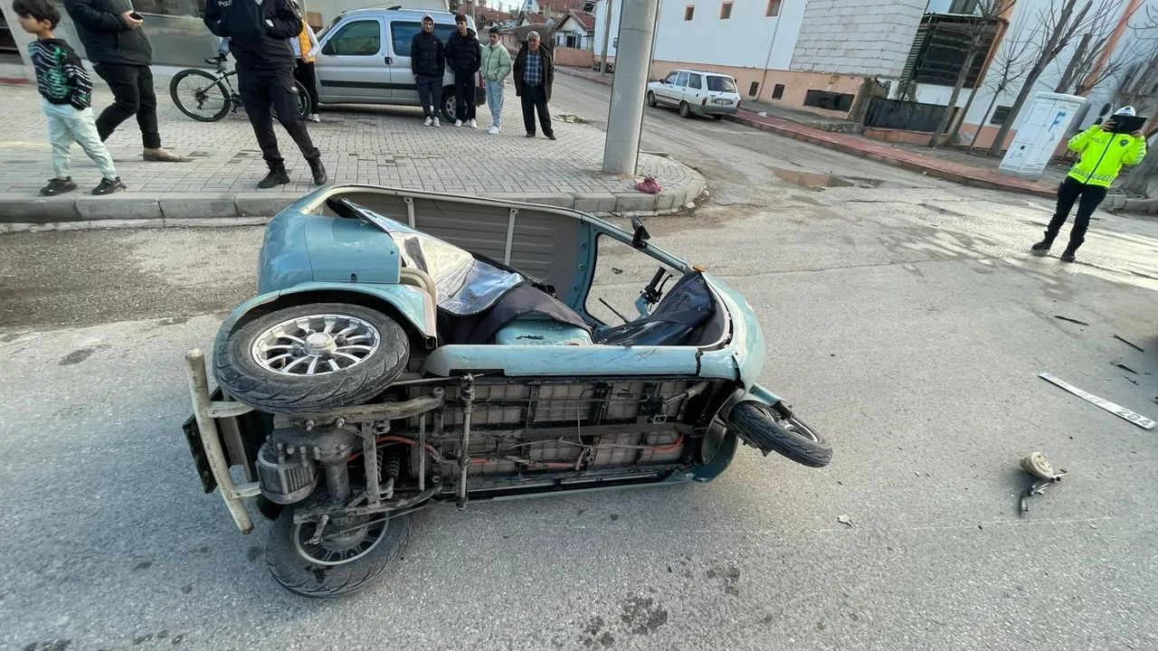 Çocuğu kaza yapan anne gözyaşlarına boğuldu: Evladım nerede?