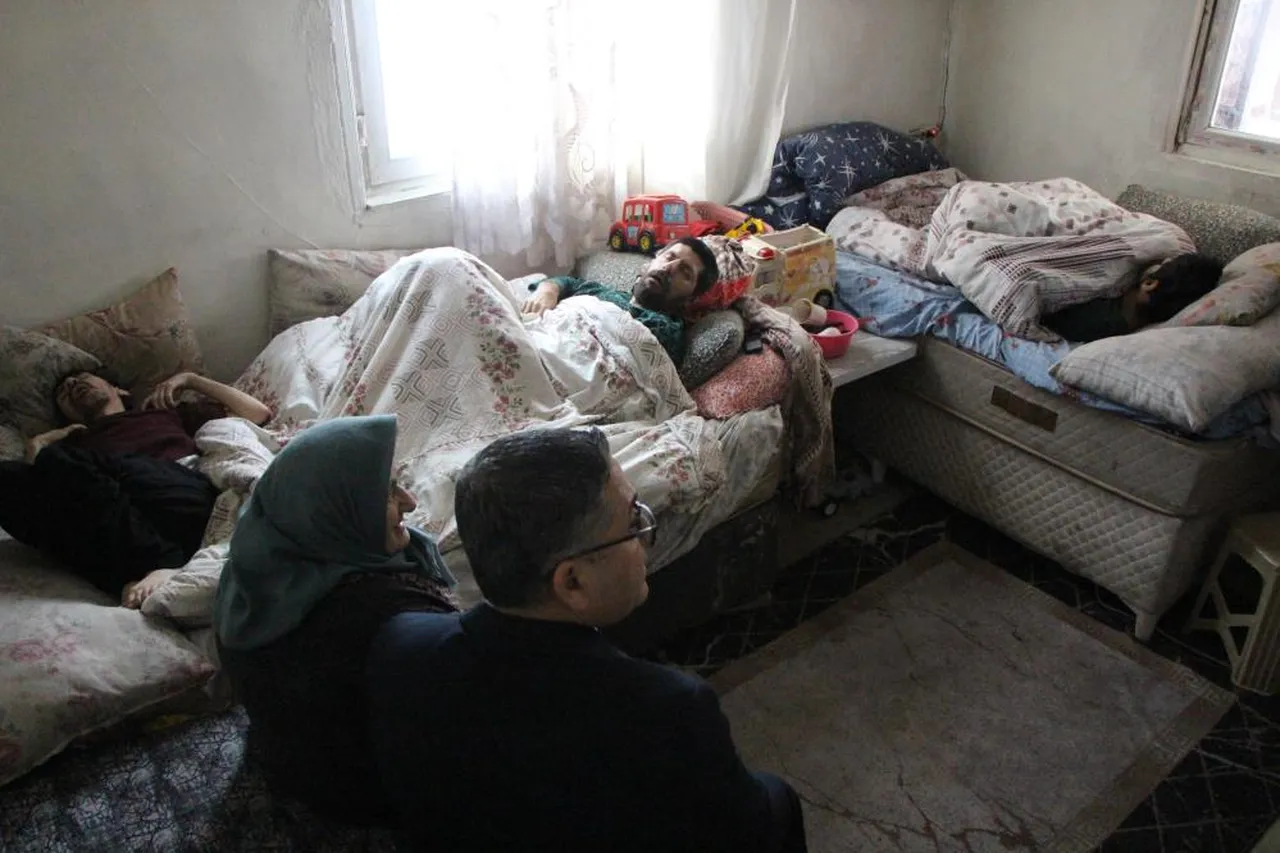 Engelli 3 oğlunu kimseye bırakmadı! Yetkililerden tek bir isteği var