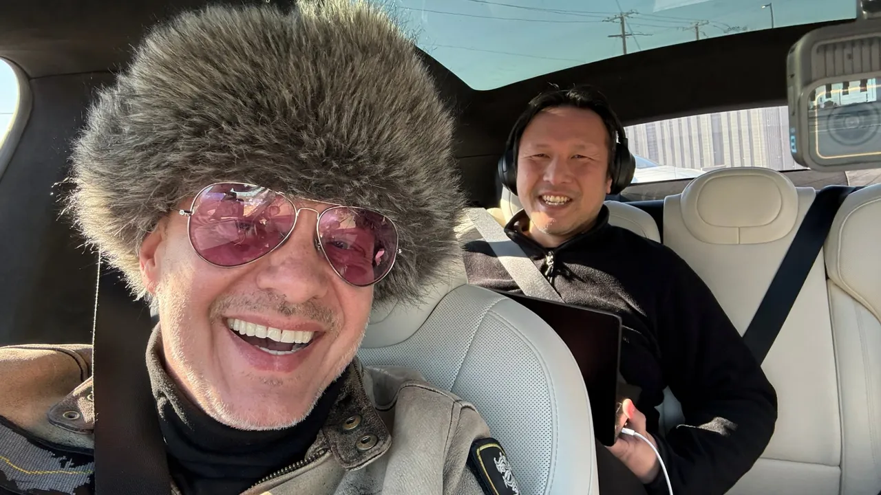 Kar fırtınası bile durduramadı! Tesla'dan 5 bin kilometrelik rekor otonom sürüş