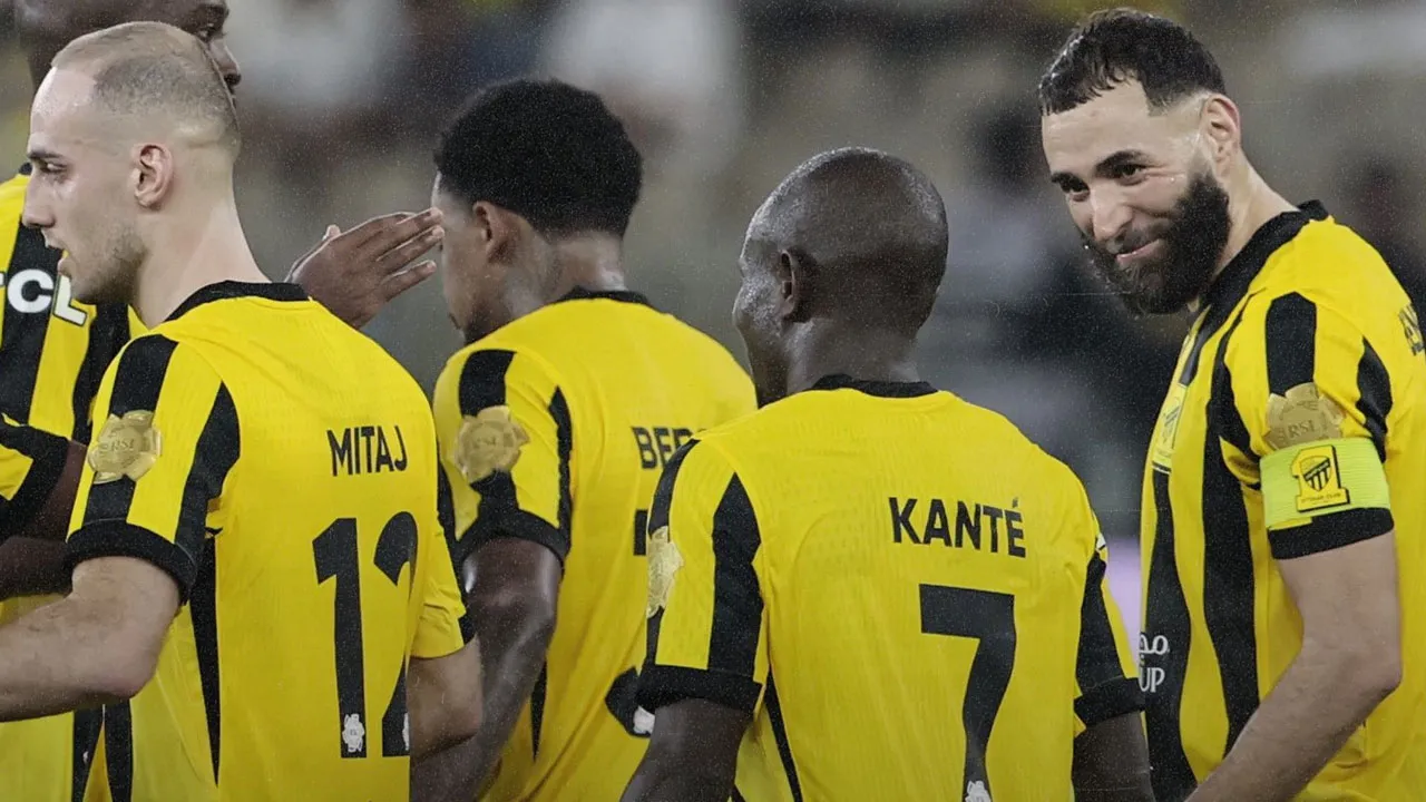 N'Golo Kante şov yaptı, fark 2'ye çıktı