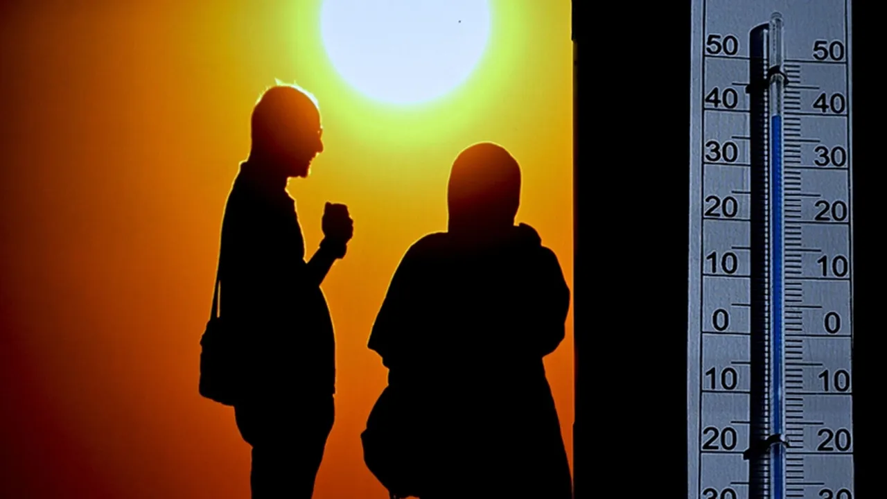 Sıcaklık rekora koşuyor, yangın riski zirvede! Termometreler 50 dereceye dayandı