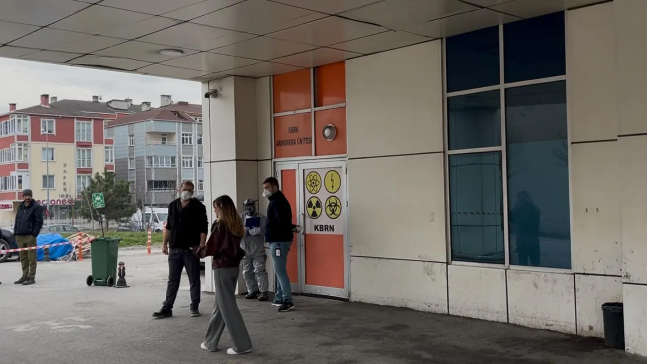  Tekirdağ'da ilaç fabrikasında patlama! 4 kişi yaralandı 