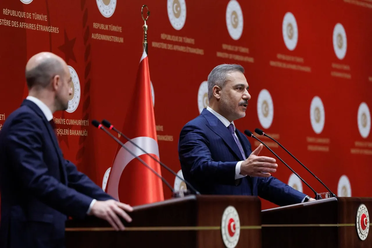 Bakan Fidan, Fransız mevkidaşıyla kameralar karşısında konuştu! "Gümrük birliği ve vize ilk sırada"