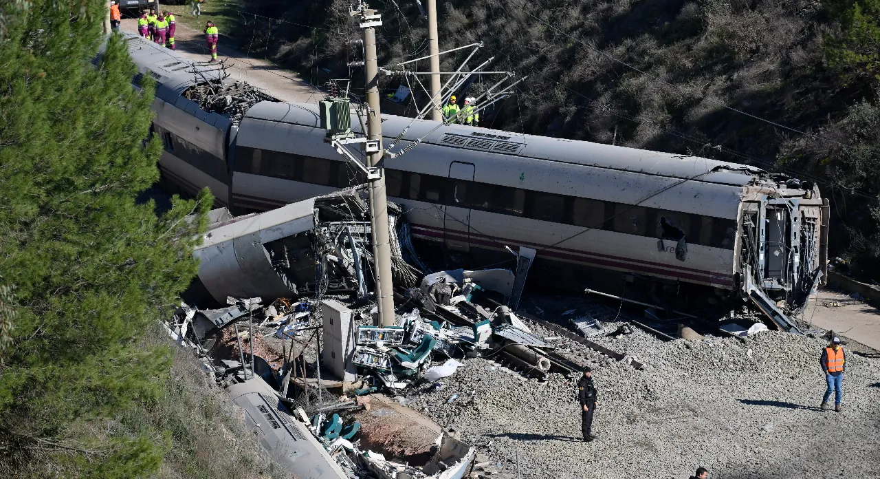 Hızlı tren faciasının ardından ilk somut adım! Kazazedelere 20 milyon avro tazminat