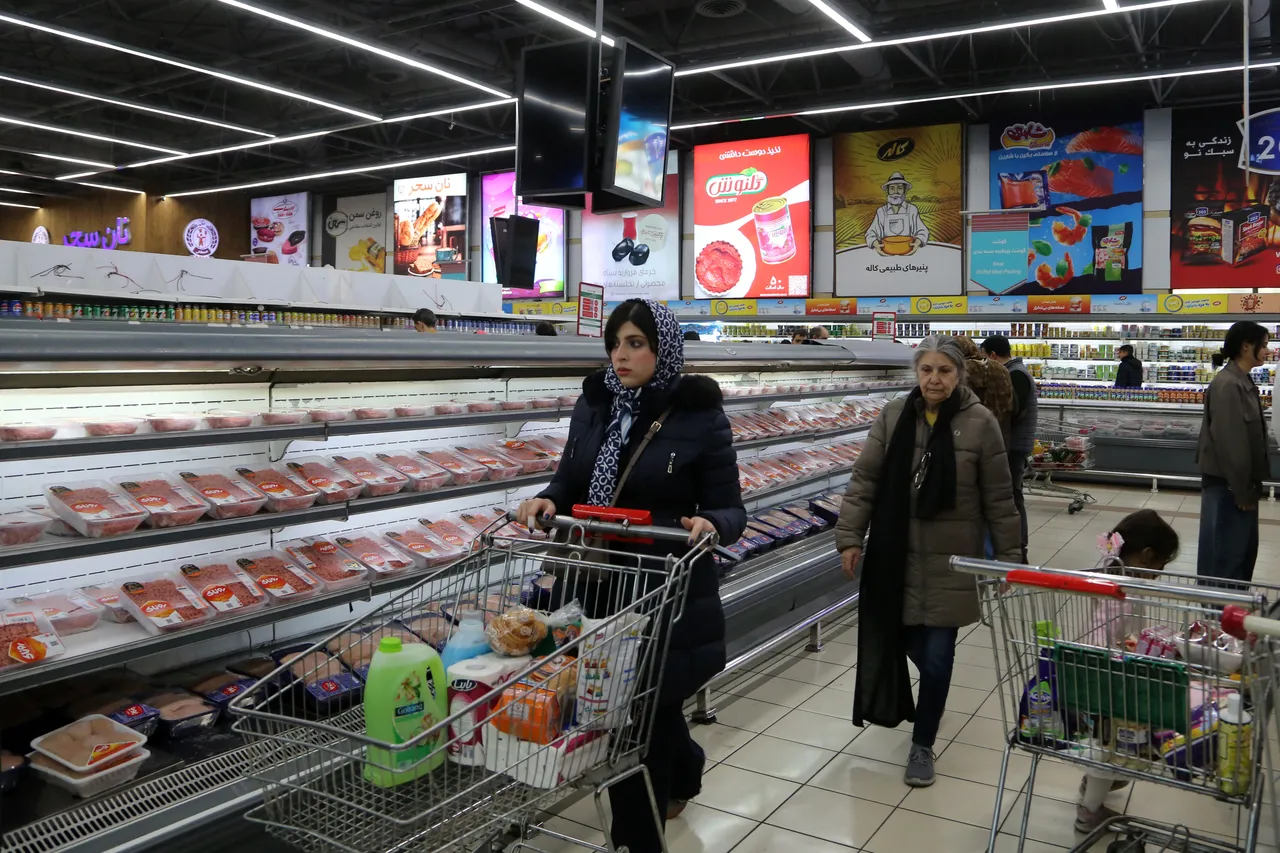 İran ekonomisi yangın yeri! Dolar tarihin en yüksek seviyesinde