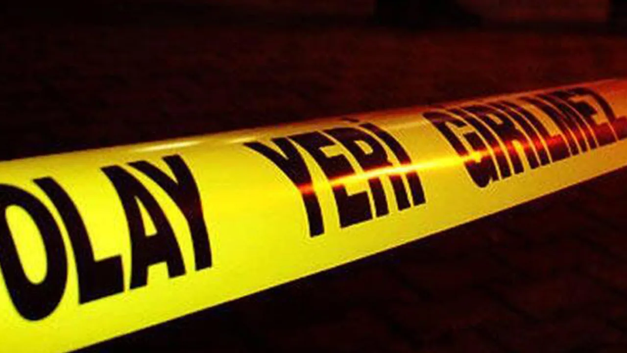 Kastamonu'da kaza! Ağaca çarpan otomobil hurdaya döndü, sürücü öldü