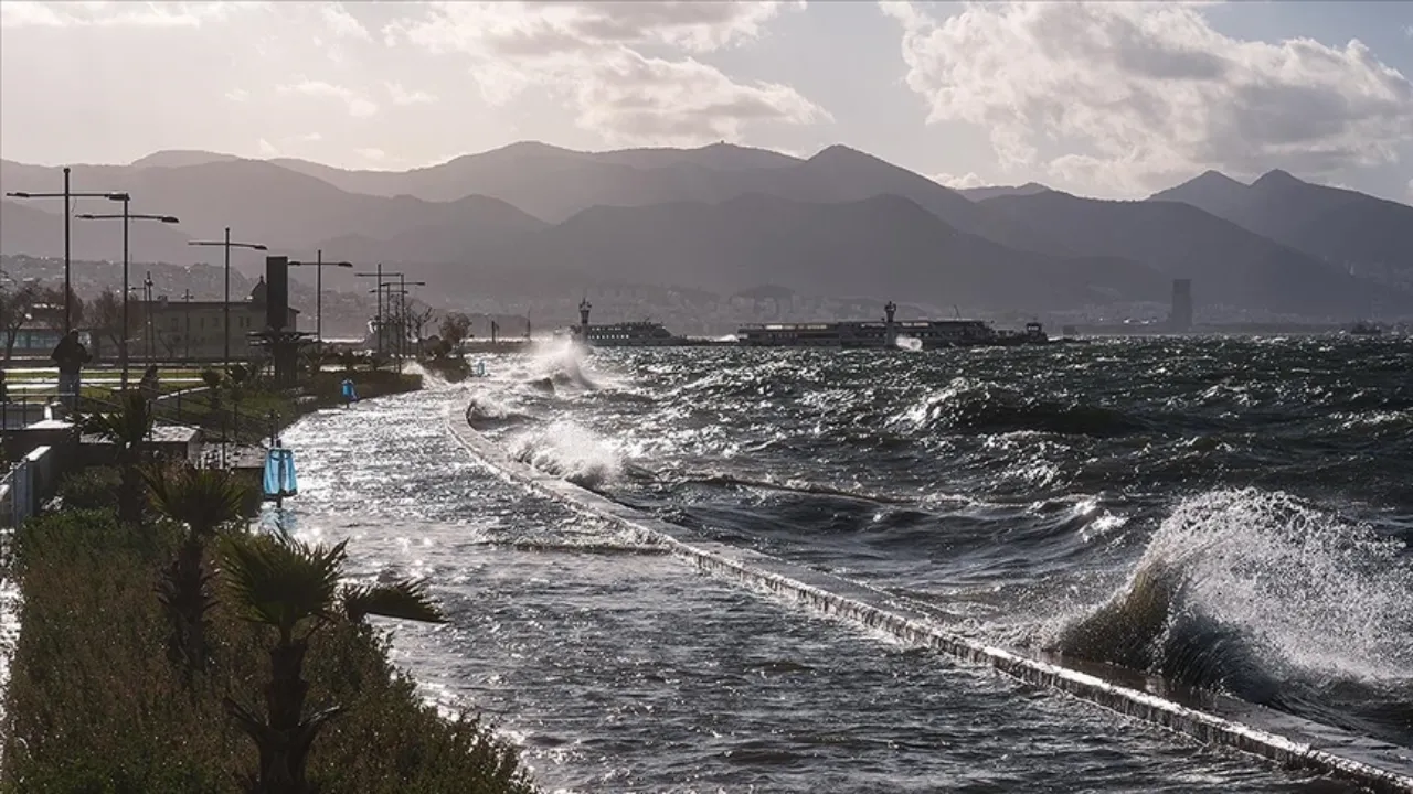 Meteoroloji 9 ilde sağanak yağış uyarısı verdi! Bugün hava nasıl olacak?
