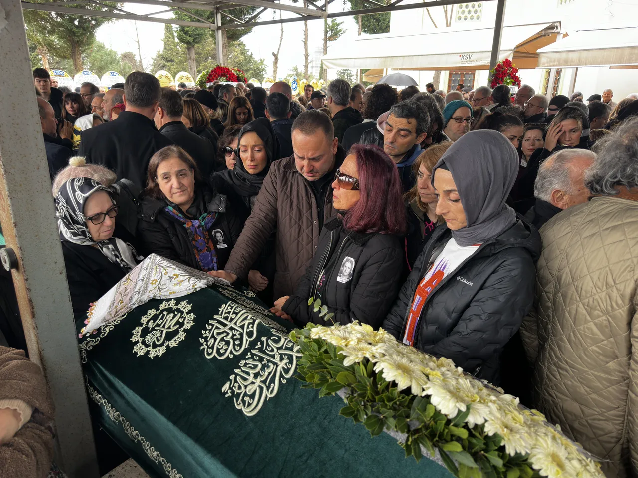 Usta sanatçı Seha Okuş’a veda… ‘Gerçekten çok seviliyormuş’