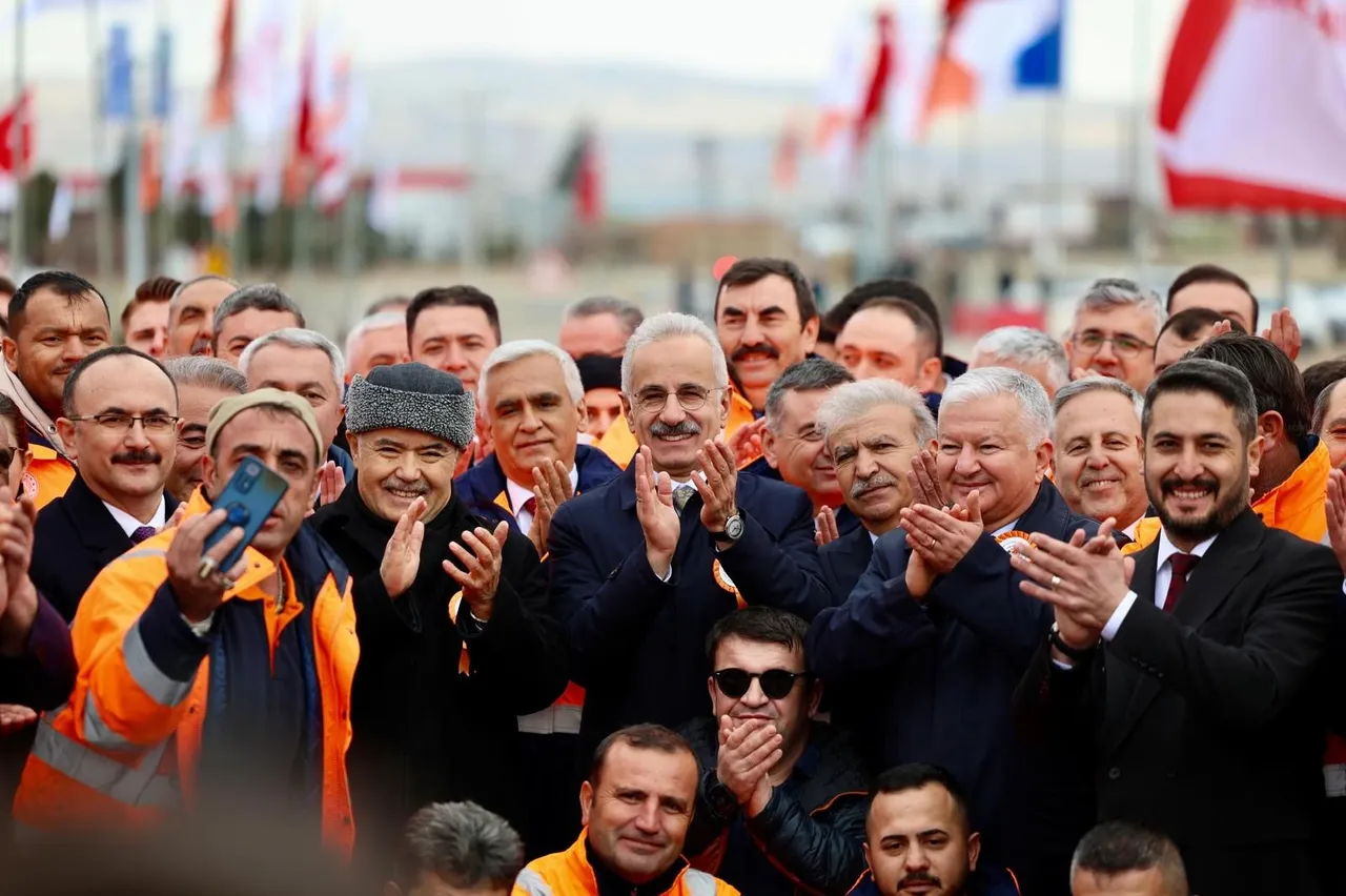 Bir kentimize daha hızlı tren müjdesi! Mersin-Adana hattıyla entegre olacak