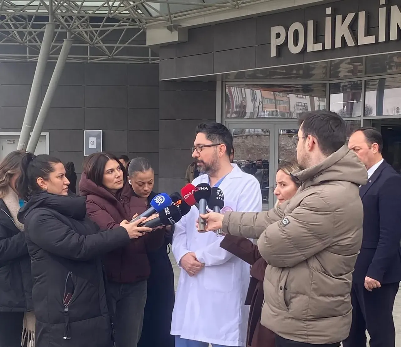 Hakan Taşıyan hastaneye kaldırıldı! Doktorundan ilk açıklama geldi