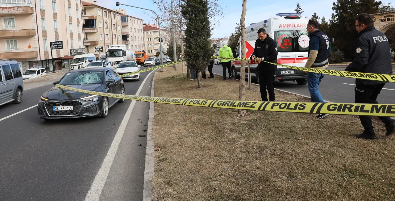 Otomobilin çarptığı adam öldü! 100 metre ileride yaya geçidi varmış