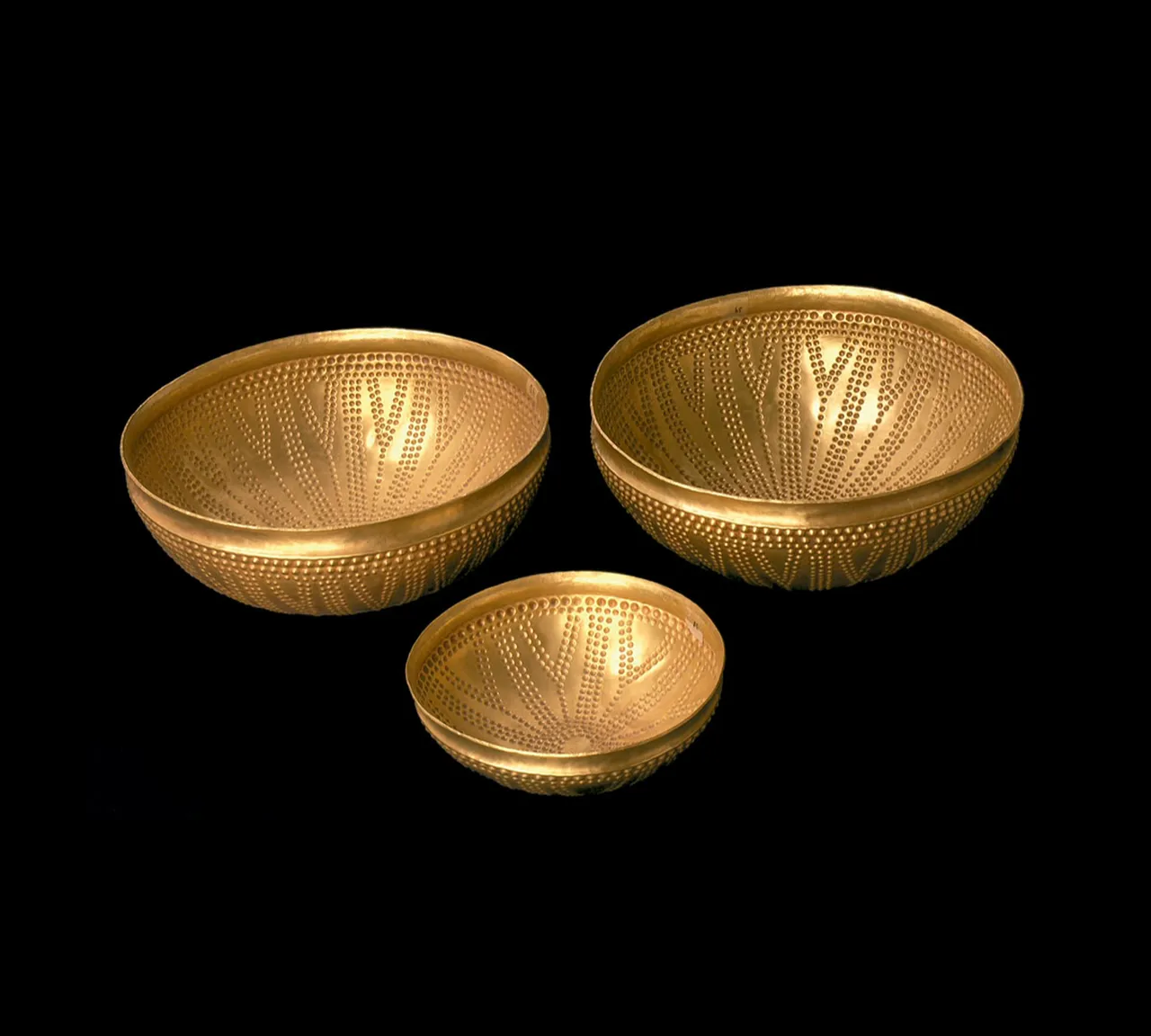 Toprak altından çıkmadı, gökyüzünden yağdı! 