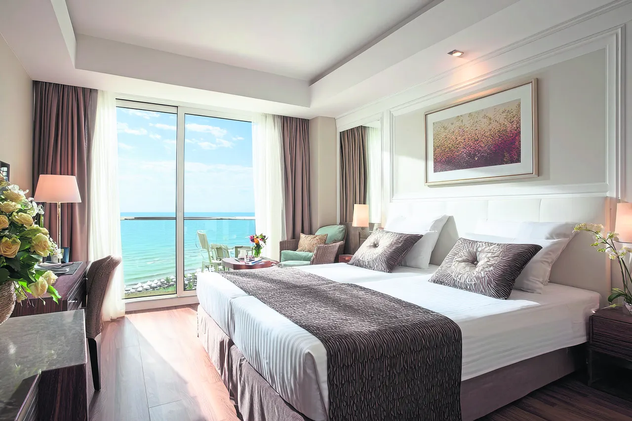 Turizmde dijital kayıp 3 milyar doları geçti! Vergi vermeyen seyahat platformlarına dava