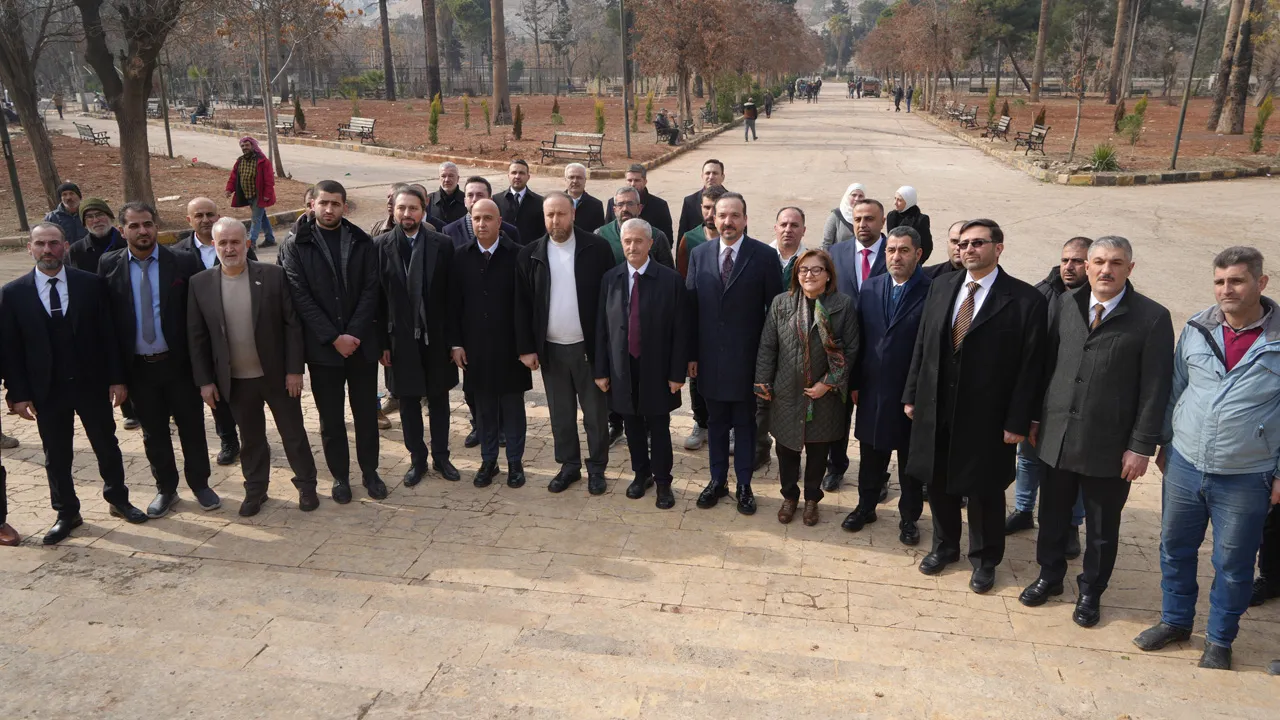 AK Parti heyetinden çıkarma: Bir yıl sonra Halep muhteşem olacak