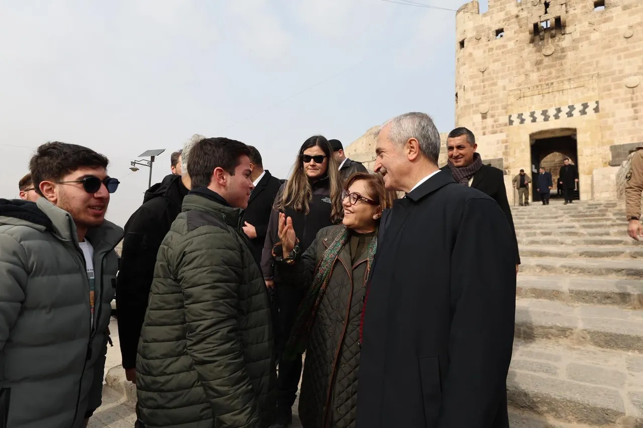 AK Parti heyetinden çıkarma: Bir yıl sonra Halep muhteşem olacak
