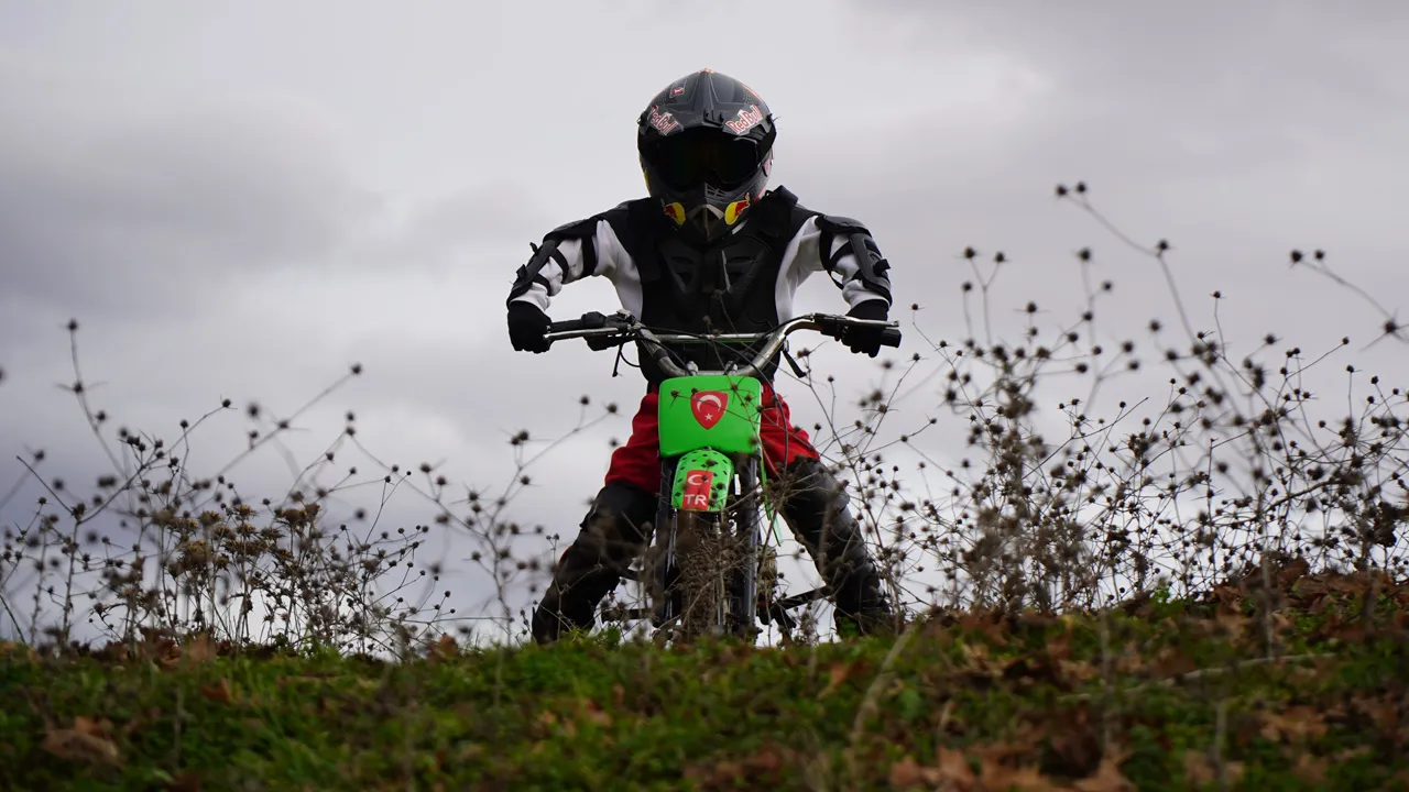 Beş yaşında hayalinin peşinde! Kur’ân’ı öğrenince motosiklete kavuştu