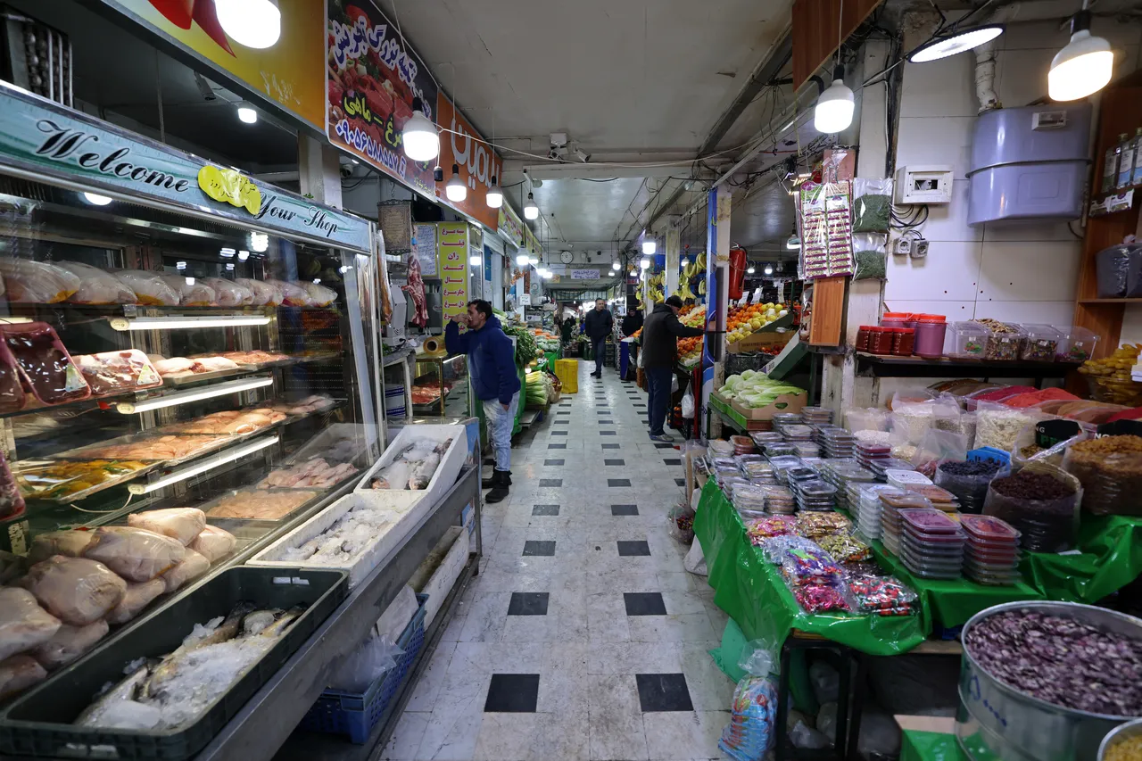 CEO'lara günde yarım saat internet! İran'da internet kesintisinin günlük maliyeti dudak uçuklattı