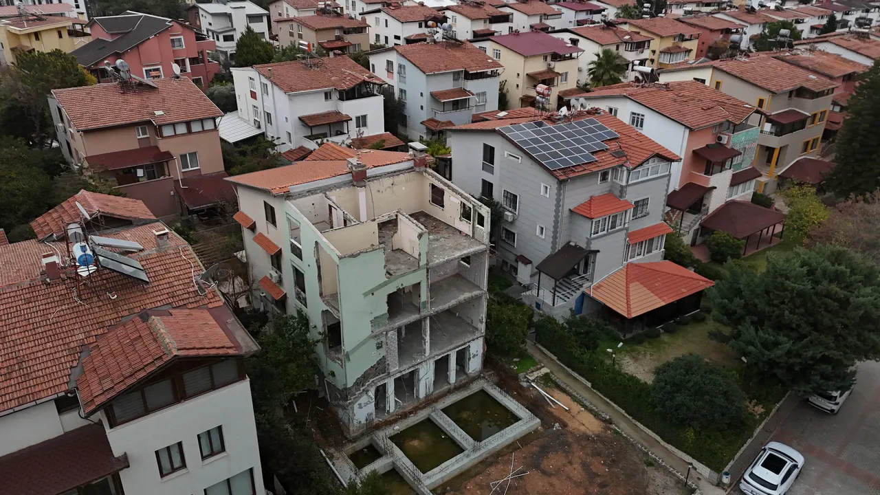 CHPli isimden skandal: İmardan sorumlu başkan kaçak inşaat yapmış!