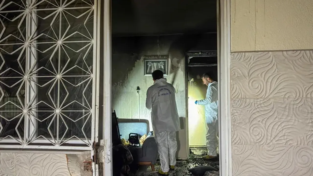 İzmir'de ev yangını: Herkes çıktı, down sendromlu çocuk çıkamadı!