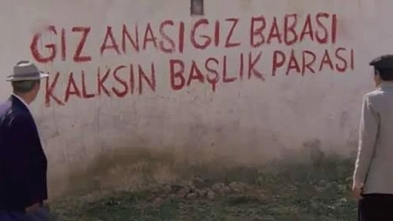 Kibar Feyzo filminden bir sahne