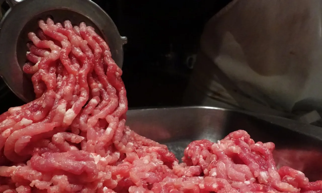 Kıymanın rengi her şeyi ele veriyor! O detay tazeliği gösteriyor