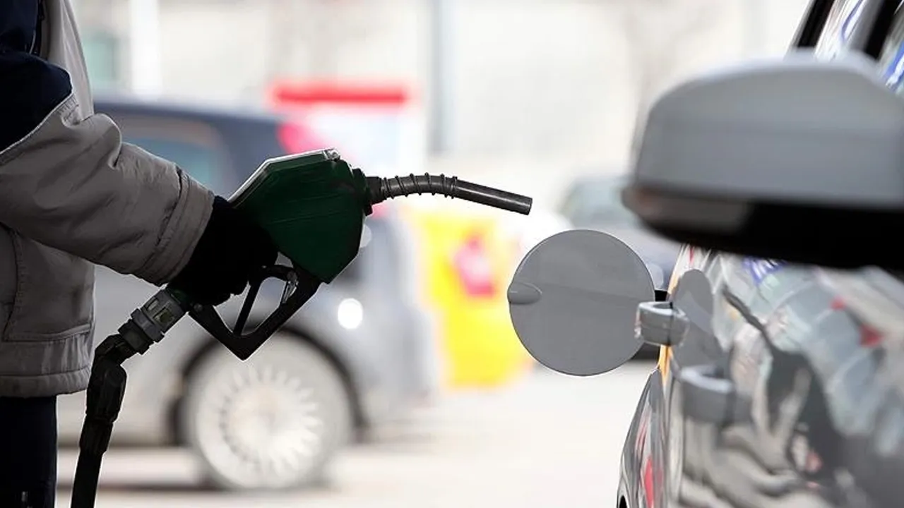 Petrol 70 dolara yaklaştı! Akaryakıt fiyatlarında son durum