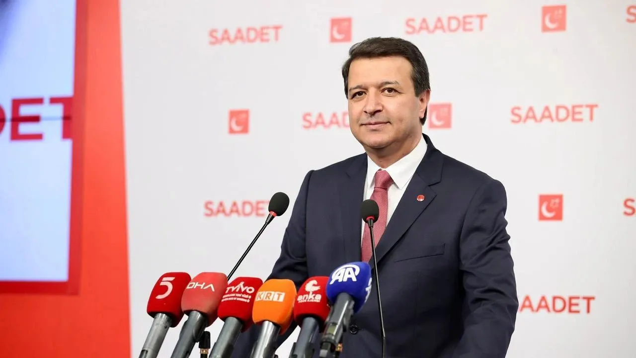 Saadet lideri gazetecilerle buluştu: Meclis Komisyonu Suriye'ye gitmeli