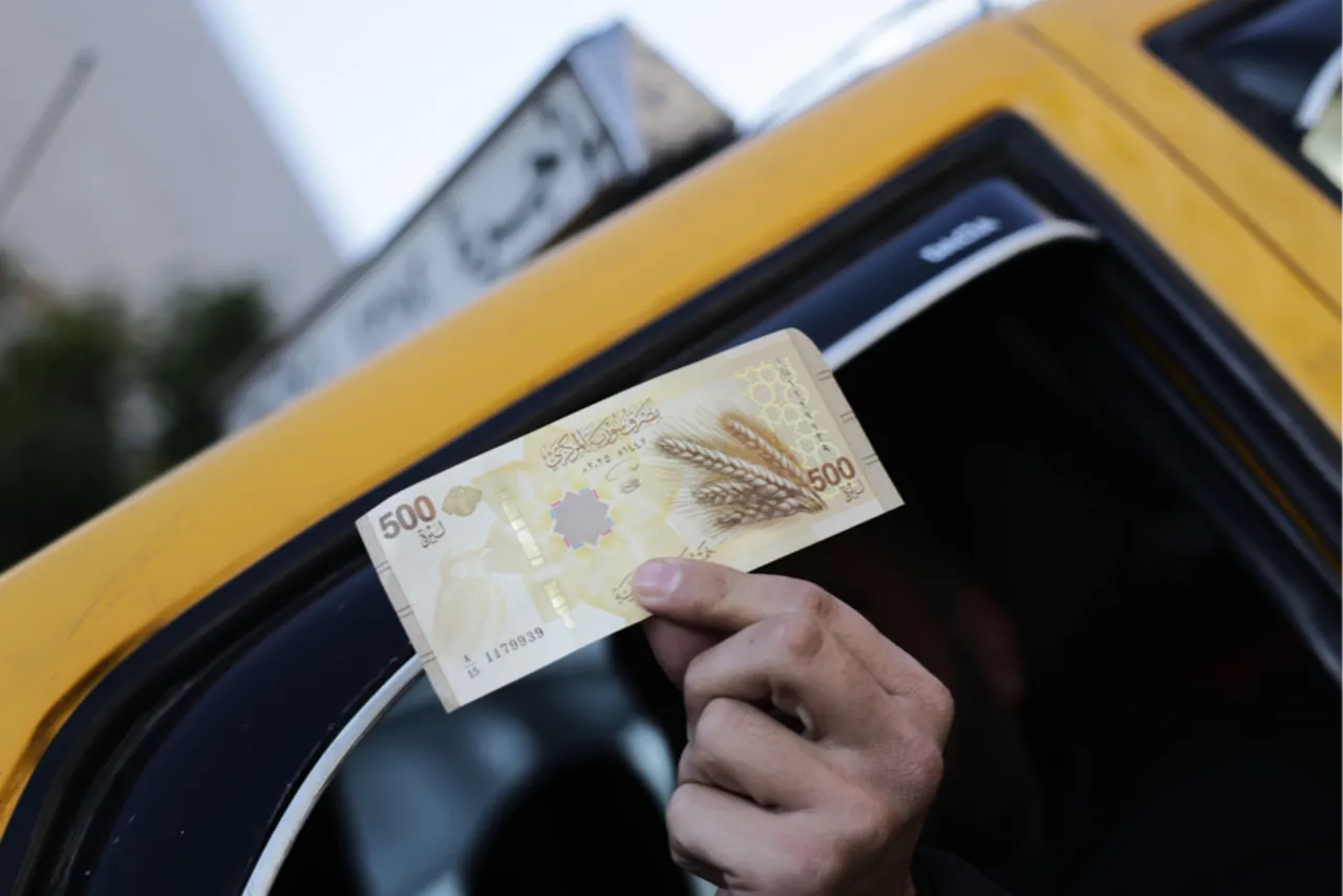 200 dolar 1 kilo ediyordu! Cebe sığmayan paralar gitti, yeni Suriye lirası geldi