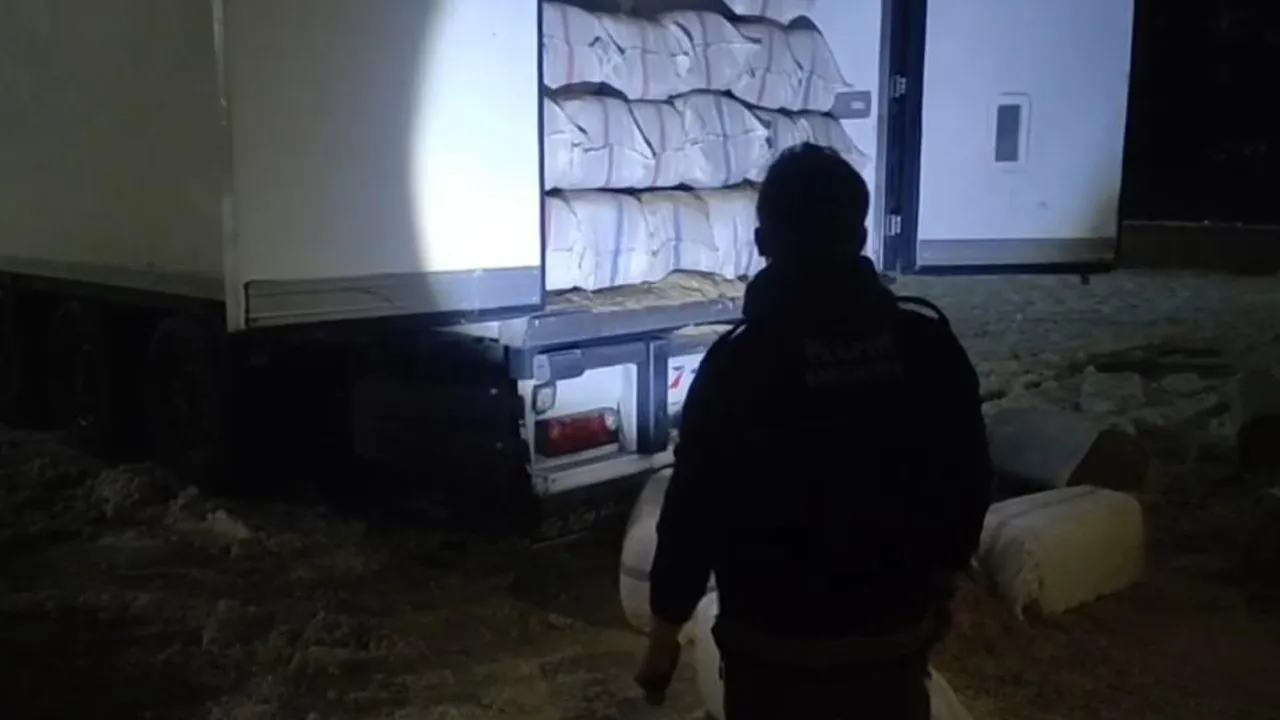 Değeri 15 milyon lira! Kamyonun arkasında bulundu