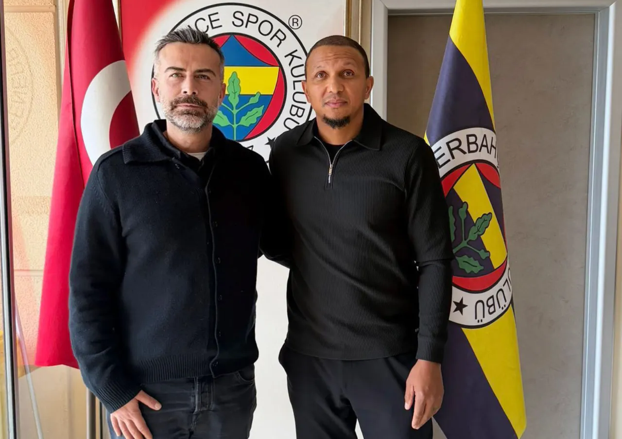 Fenerbahçe'ye yıllar sonra döndü: Tuncay Şanlı'nın ardından bir efsane daha