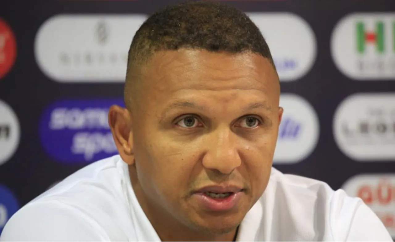 Fenerbahçe'ye yıllar sonra döndü: Tuncay Şanlı'nın ardından bir efsane daha