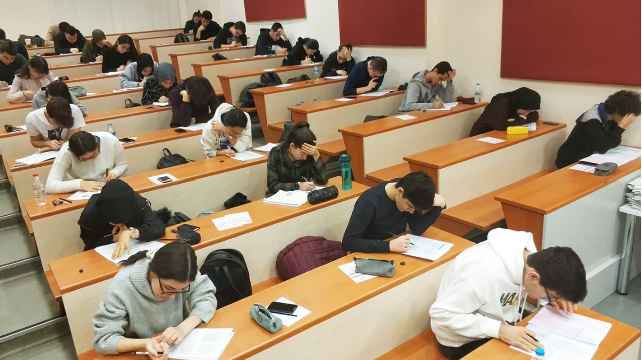 İhlas Kolejinden bursluluk sınavı