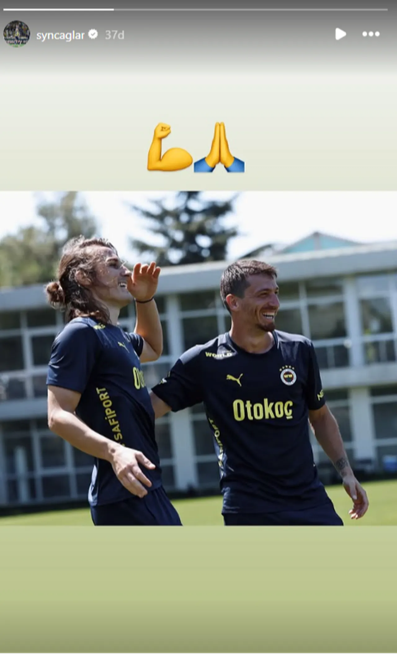 İrfan Can Kahveci ile Çağlar Söyüncü’den destek mesajları