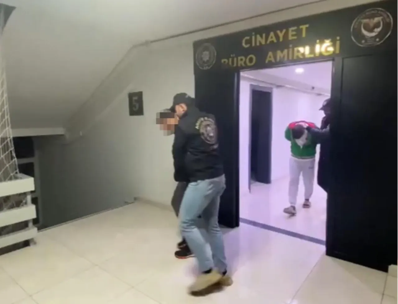 İzmirde tüyler ürperten olay! Yaşlı kadının katili oğlu çıktı