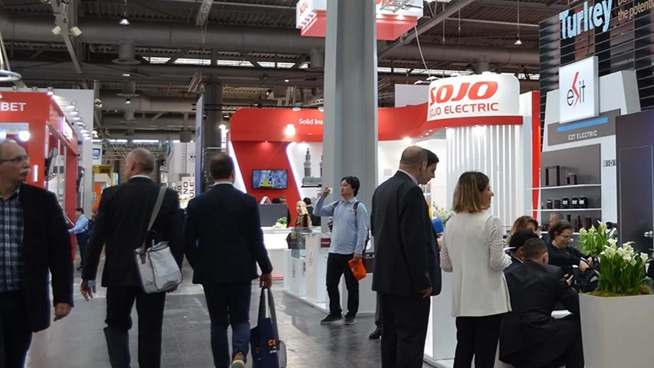 100 Türk firmadan Hannover çıkarması