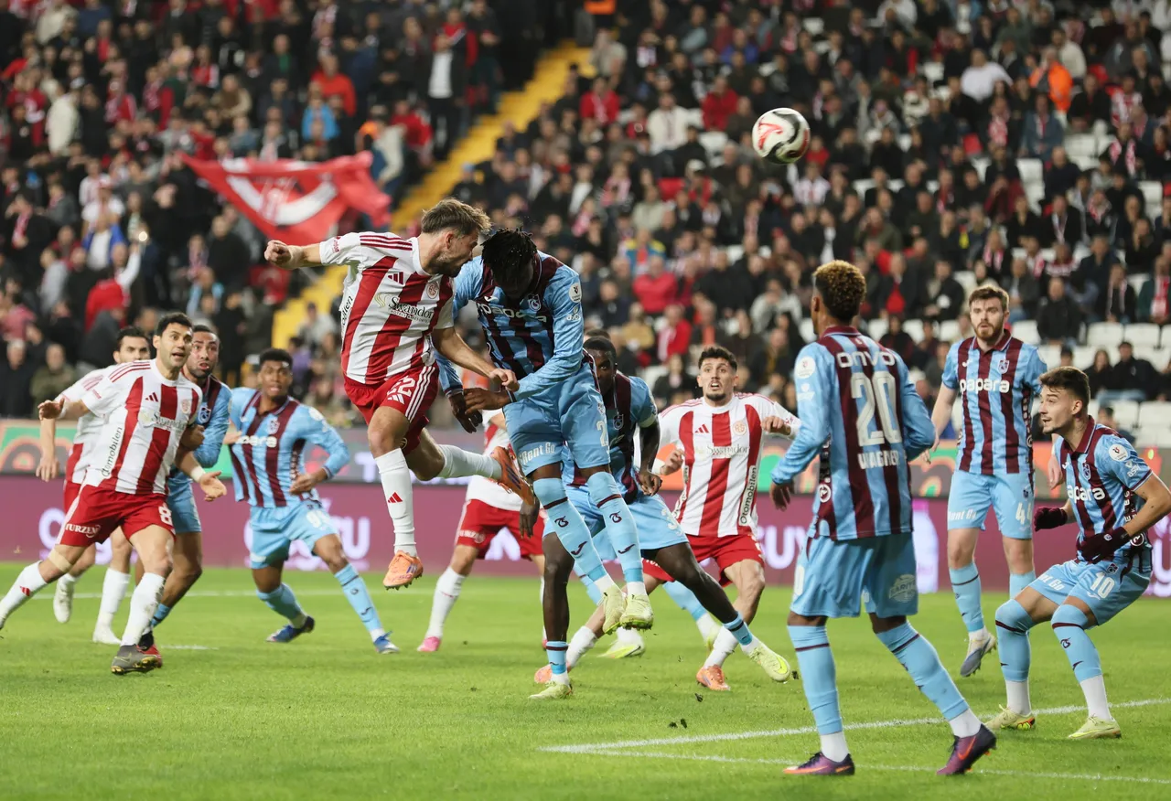 Antalyada kazanan yok! Trabzonspor 1 puana razı oldu