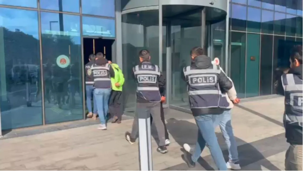 Arnavutköy’de haraç çetesine darbe! Gözaltılar var