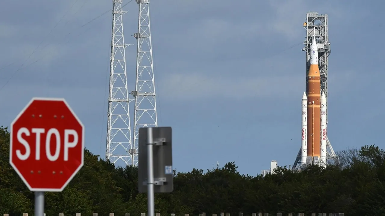 Dondurucu soğuklar dev planı durdurdu! 'Artemis' beklemede