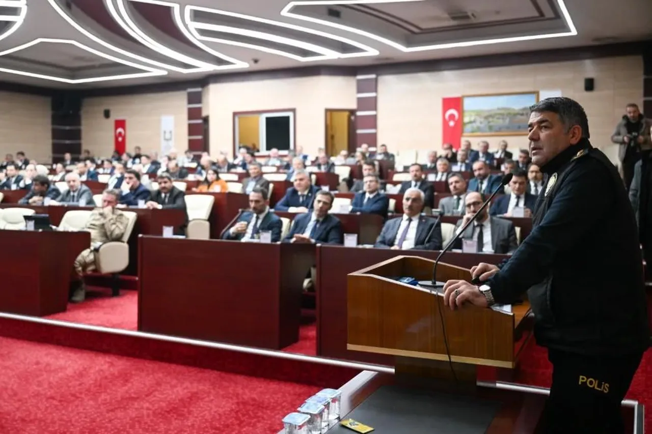 Erzurum Emniyeti’nden örnek proje! 170 polis sigarayı bıraktı